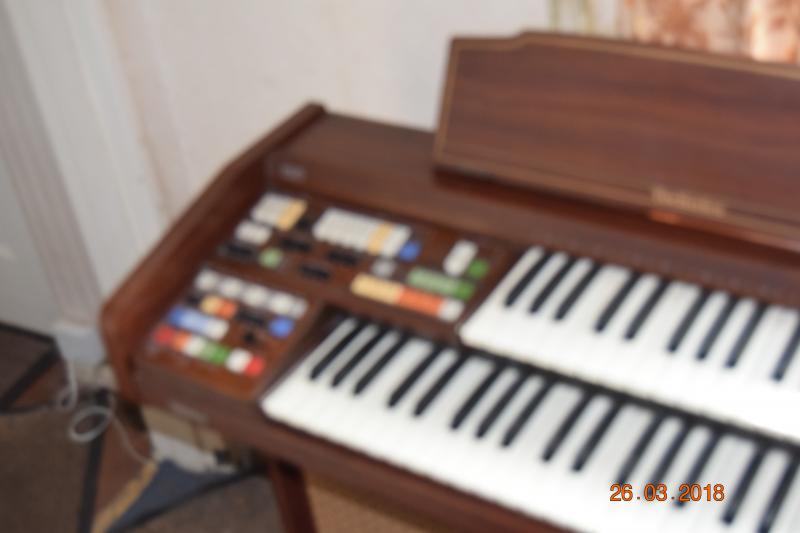 Technics E11